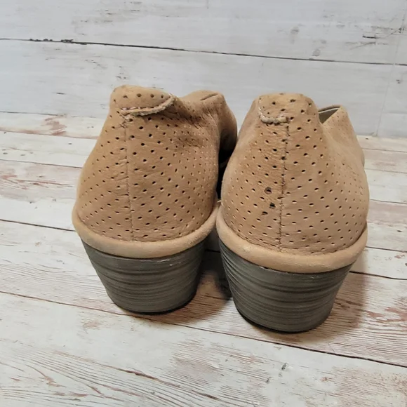 Fly London Yuri perforated Wedges - Picture 9 of 13